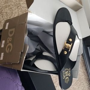D&G sandals